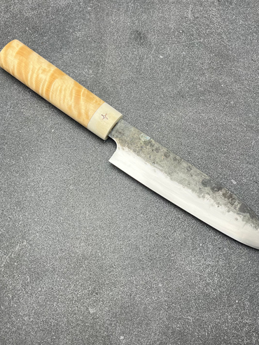 Käsintaottu Keittiöveitsi Santoku